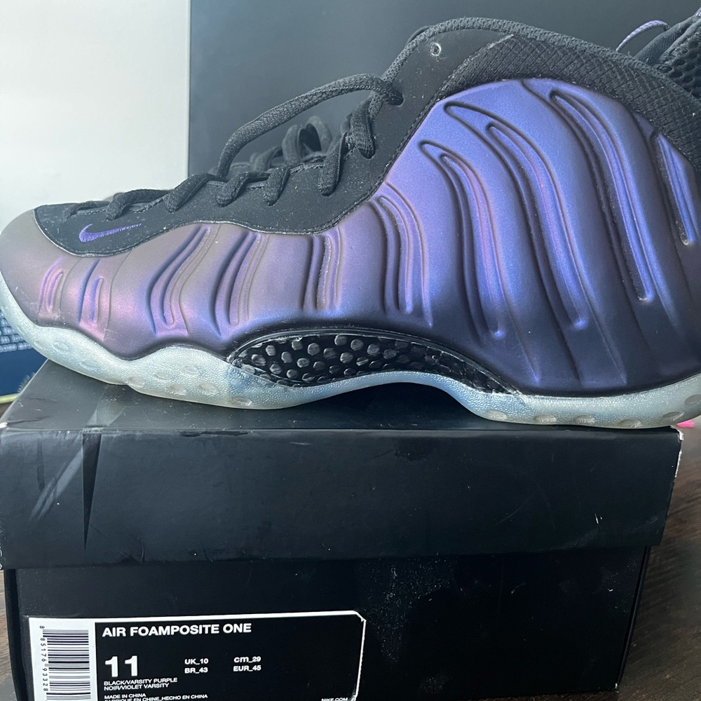 Nike Air Foamposite One Black and Purple Shoes